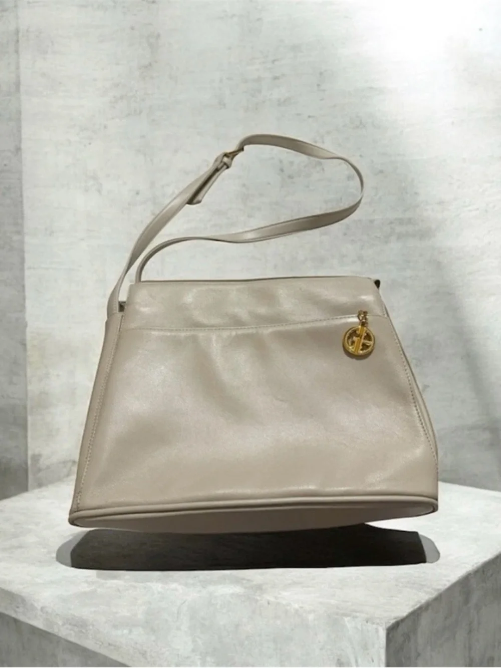 Gianni Bernini Cream Faux Leather Shoulder Bag